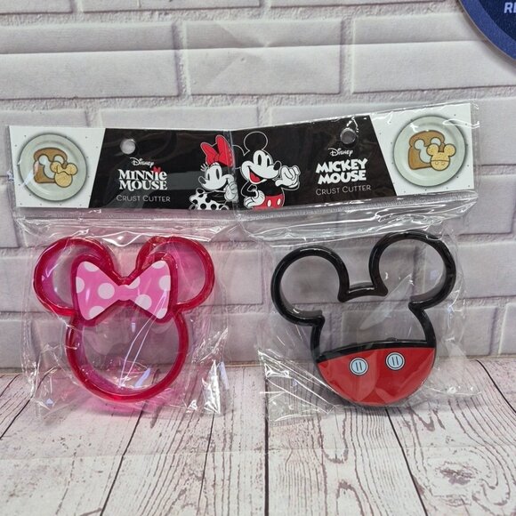 Best Other - Disney Mickey & Minnie Mouse Plastic Fun Shape Bread Crust Cutter, Lot Of 2